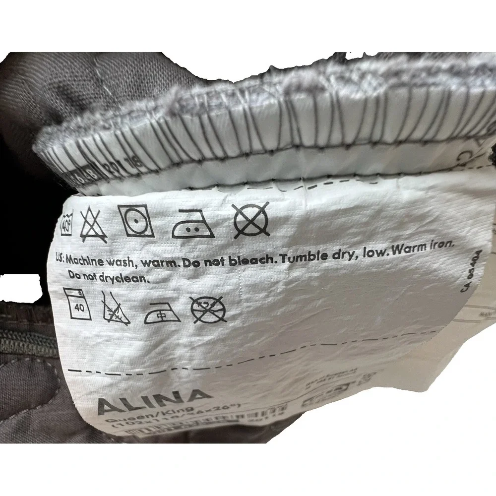 Ikea ALINA Cushion Pillow Covers x 2 Gray Quilted Zip Close Euro Shams 25 x 25